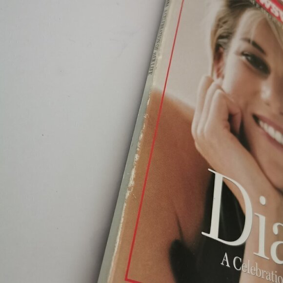 Princess Diana Newsweek 1997 Commemorative Magazine A Celebration of Her Life - Picture 3 of 8
